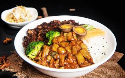 鲁二哥卤肉饭 鲁二哥卤肉饭